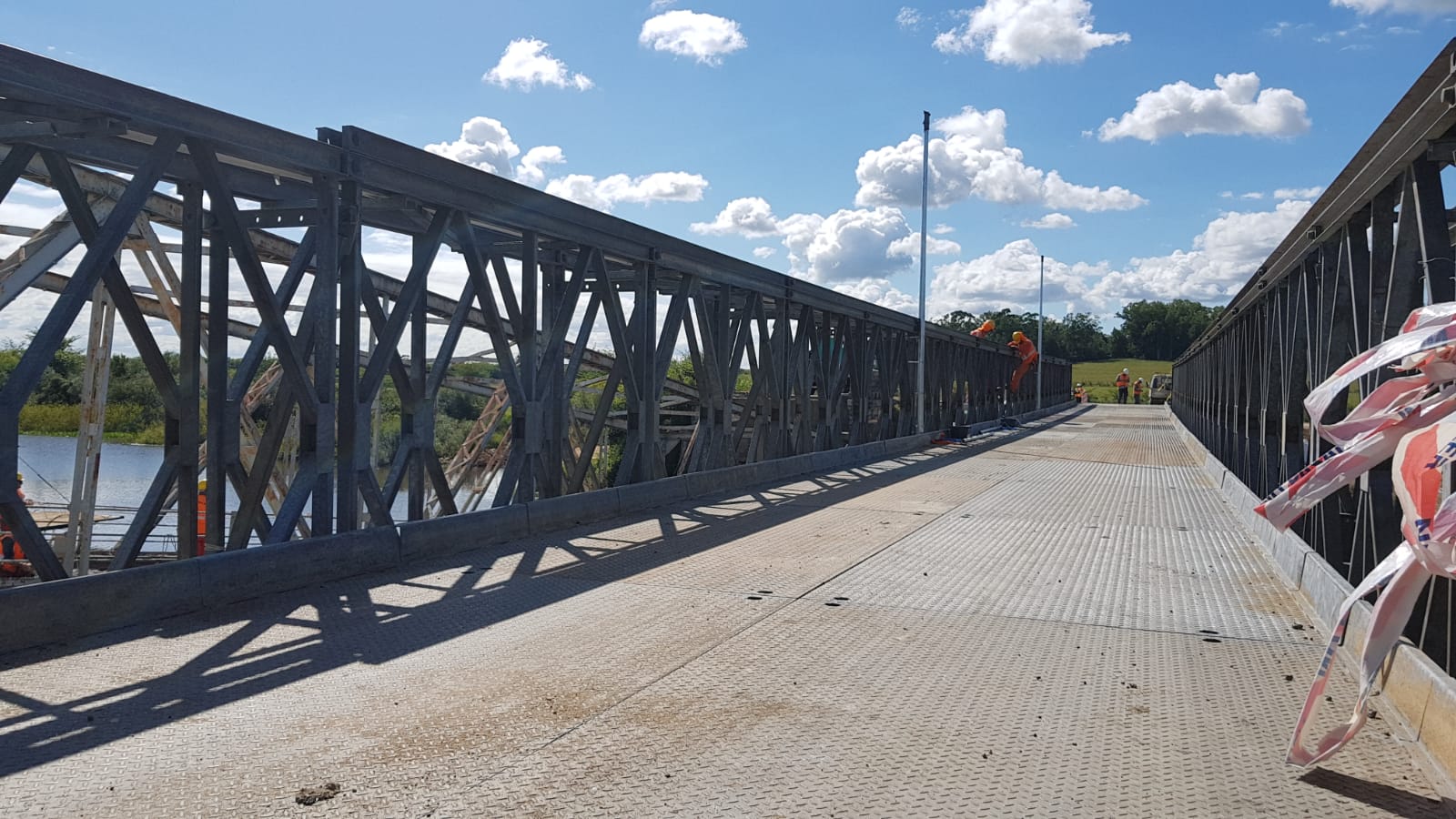 27.02.2019 ﻿Se habilitó circulación sobre puente provisorio en Sarandí del Yí