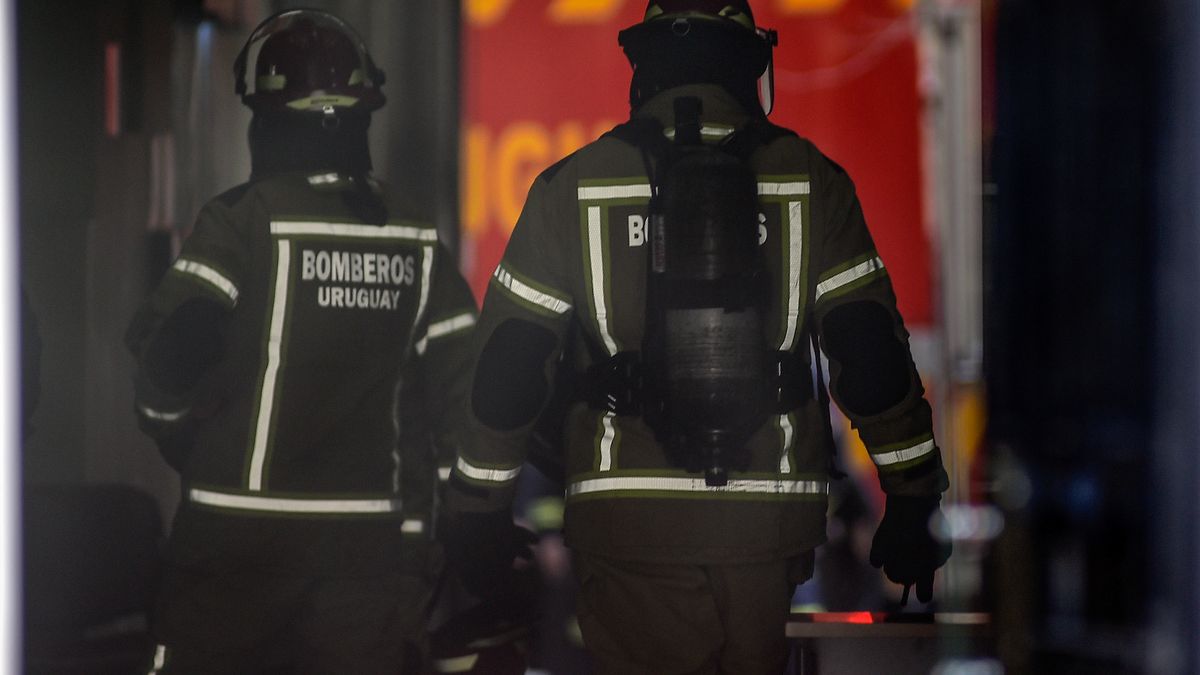 Una persona murió en el incendio de su vivienda precaria en la localidad de Piedras Coloradas