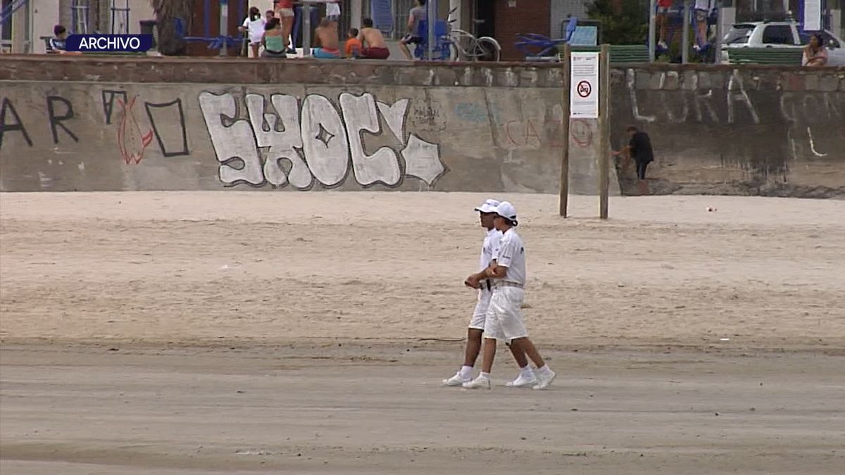 Investigan el hallazgo del cuerpo de un hombre que apareció a la altura de la Playa del Gas