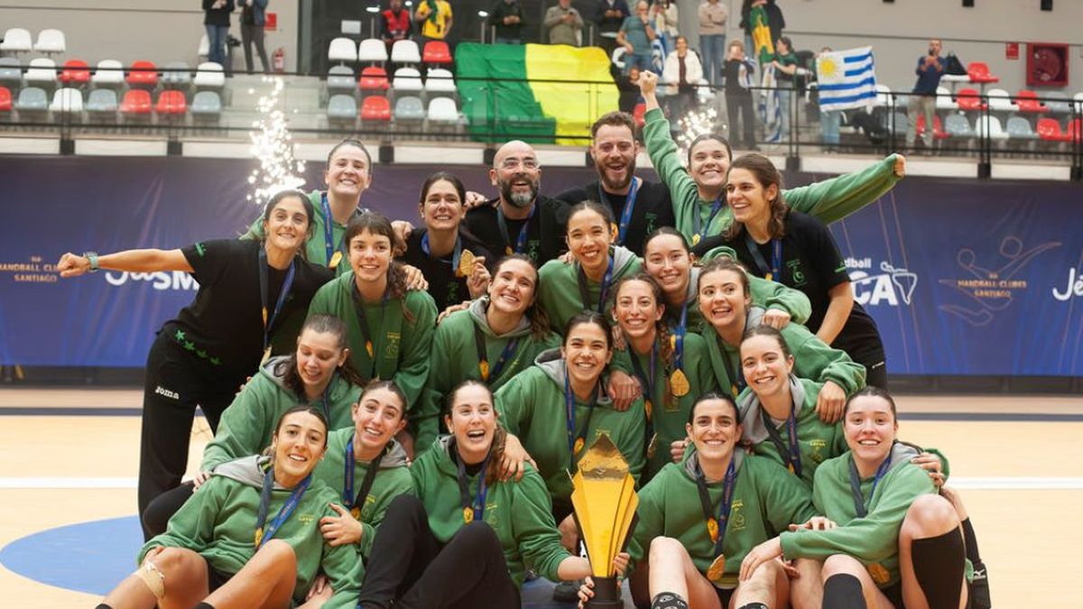 Layva sale a defender su título de Copa Libertadores de handball en un torneo donde también estarán Scuola Italiana y Goes:los tres planteles viajaron a pulmón y a pura venta de alfajores