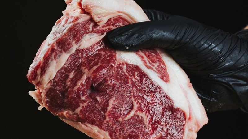 Detectaron residuos de garrapaticida en carne exportada a China: la destruyeron y de momento no hay sanciones