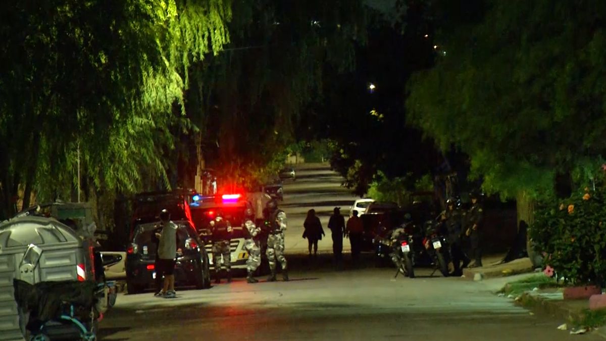 Un detenido y tres requeridos por homicidio en Cerrito de la Victoria; investigan caso de justicia por mano propia