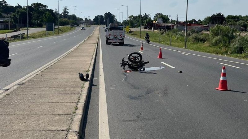 Siniestro entre moto y camión la ruta dejó como saldo una persona fallecida