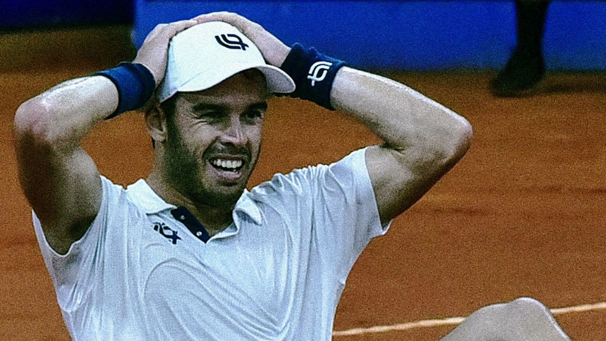 Franco Roncadelli ganó el primer torneo challenger de su carrera: derrotó en Santos al argentino Hernán Casanova