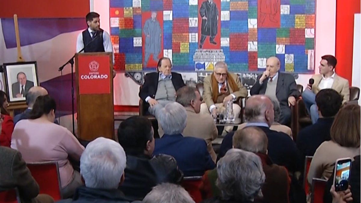 Colorados homenajearon a Hugo Batalla: "Fue un político profundamente representativo de la democracia uruguaya", dijo Sanguinetti